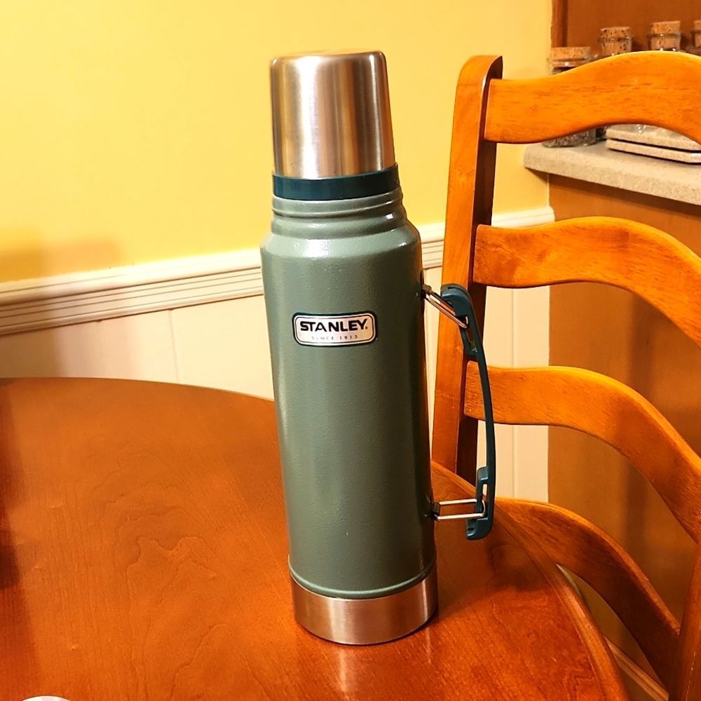 Stanley Aladdin Green 32oz Vintage Unbreakable Thermos A-944DH